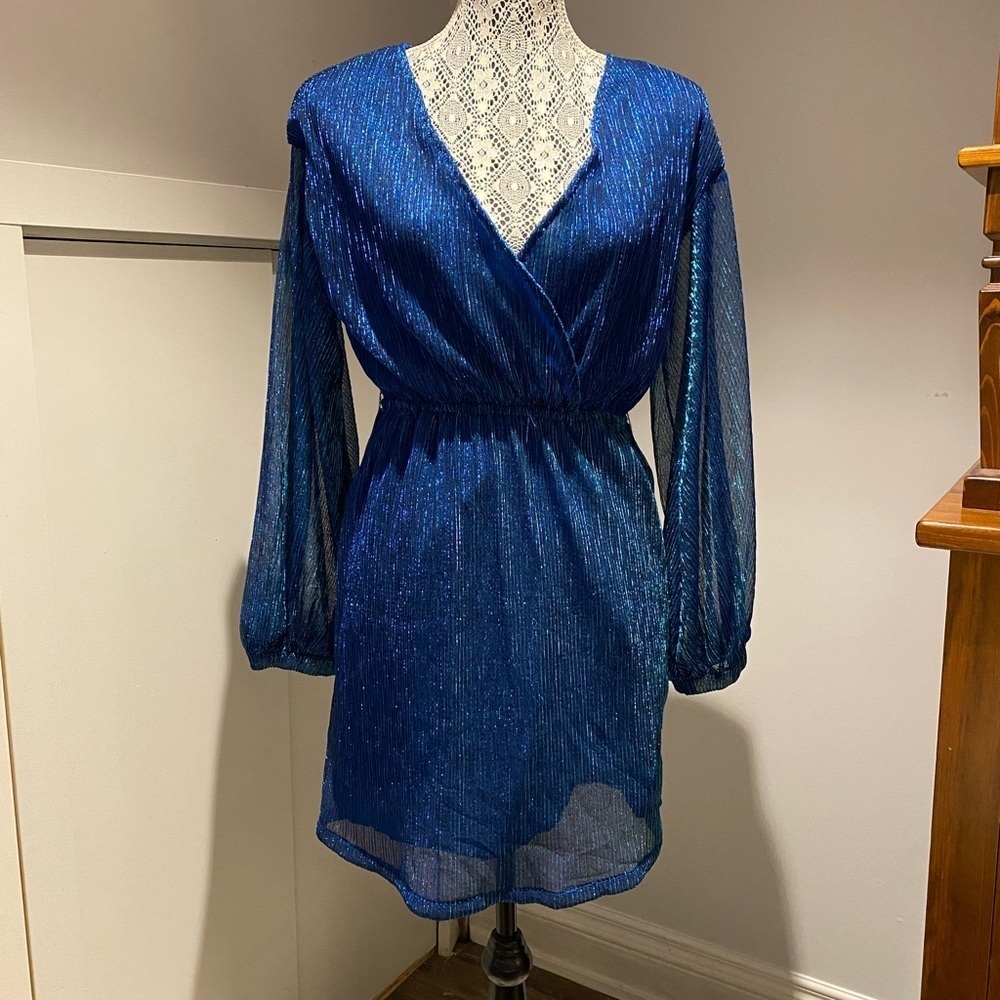 Sparkly blue dress size Small NWT